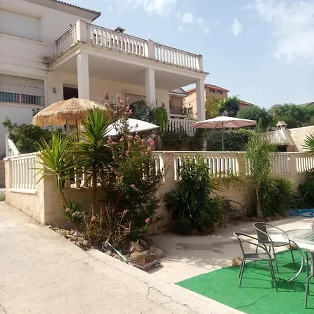 Urbanizacion Alcolea *