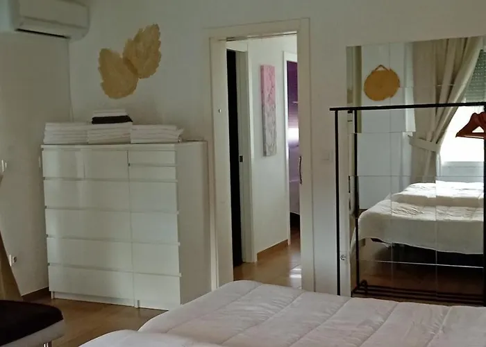 Urbanizacion Alcolea * Кордова